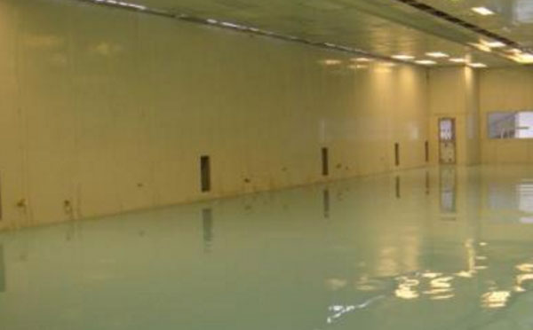 迭部自流平环氧地坪中涂